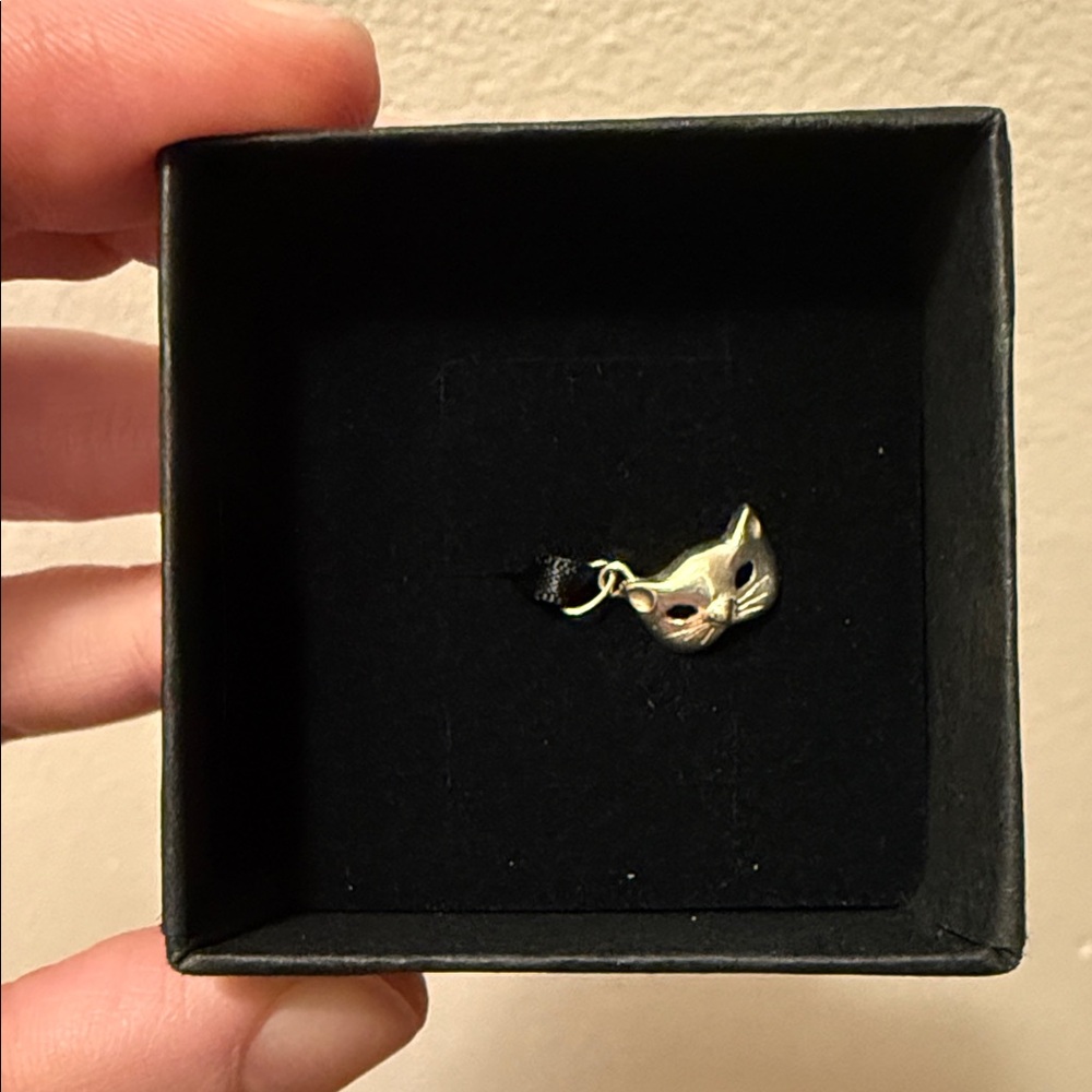 Kitten Mask Charm, Silver